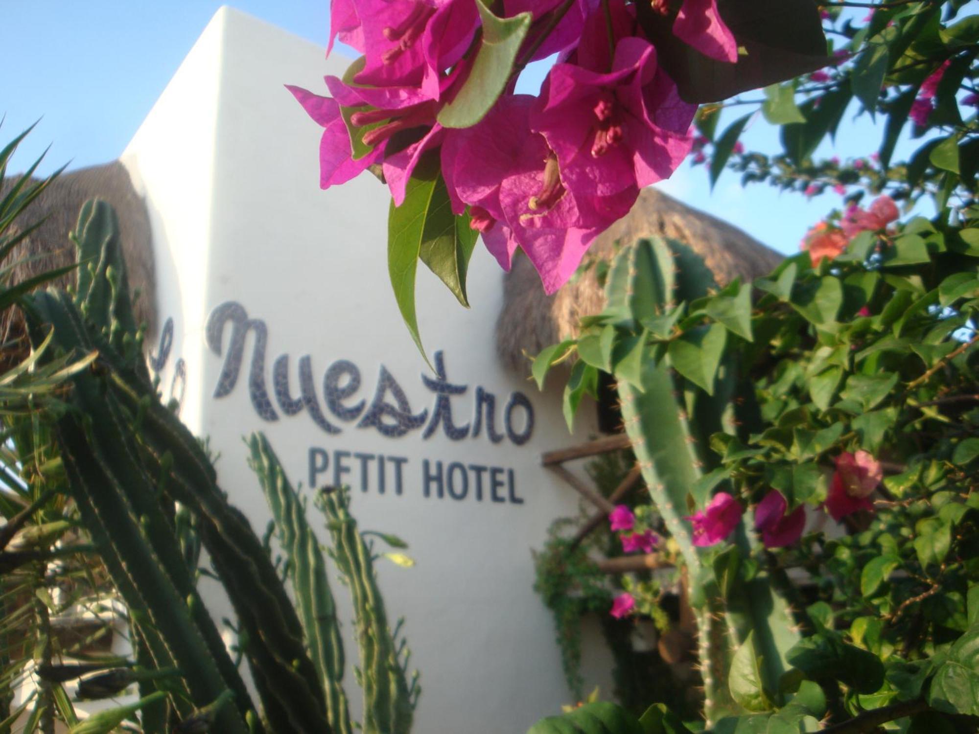 Lo Nuestro Petit Hotel トゥルム エクステリア 写真
